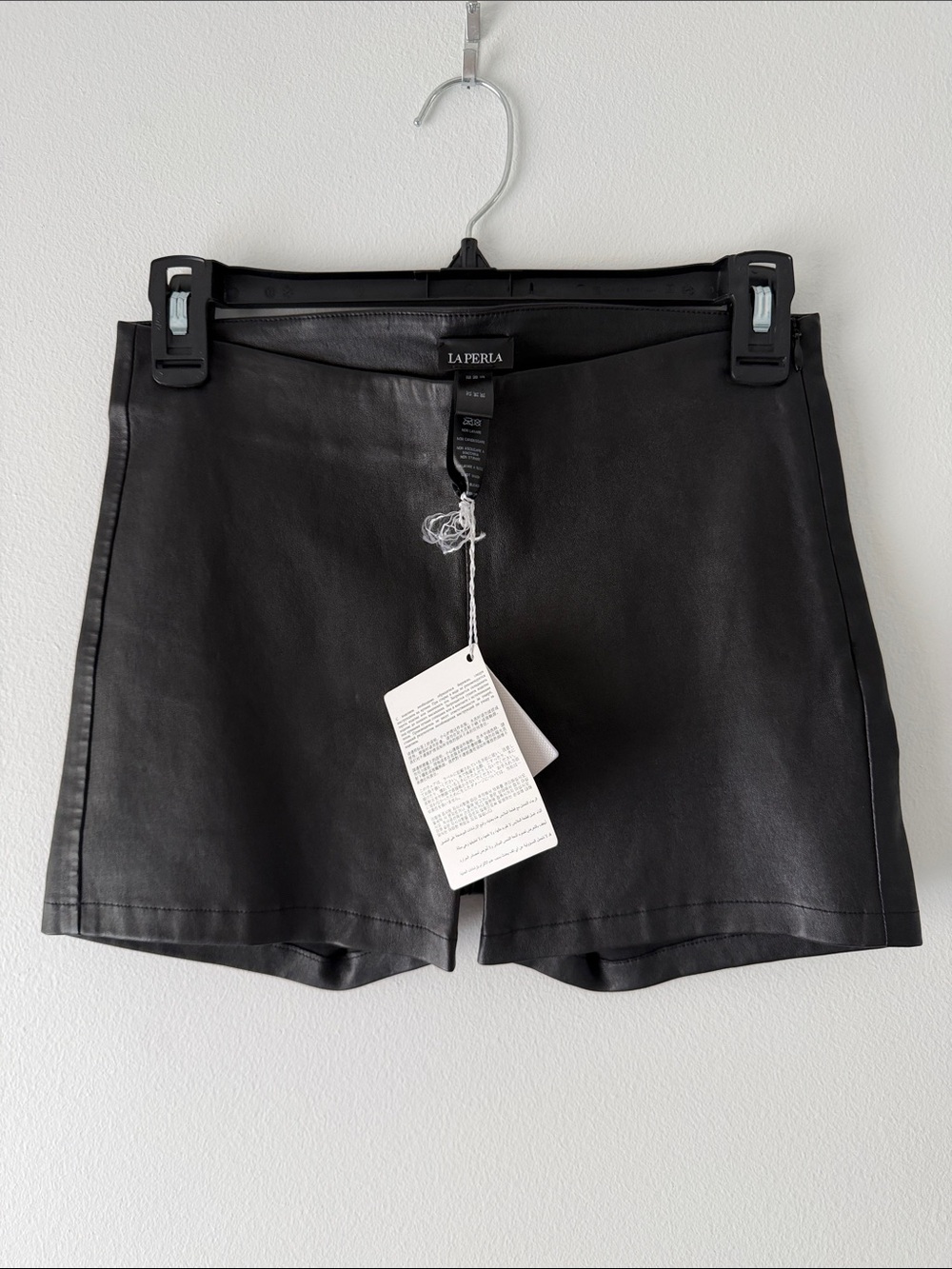 La Perla Black Lambskin Leather Shorts